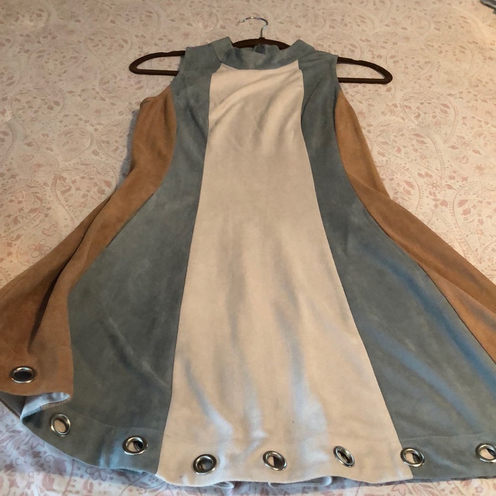 Lulus suede like summer dress